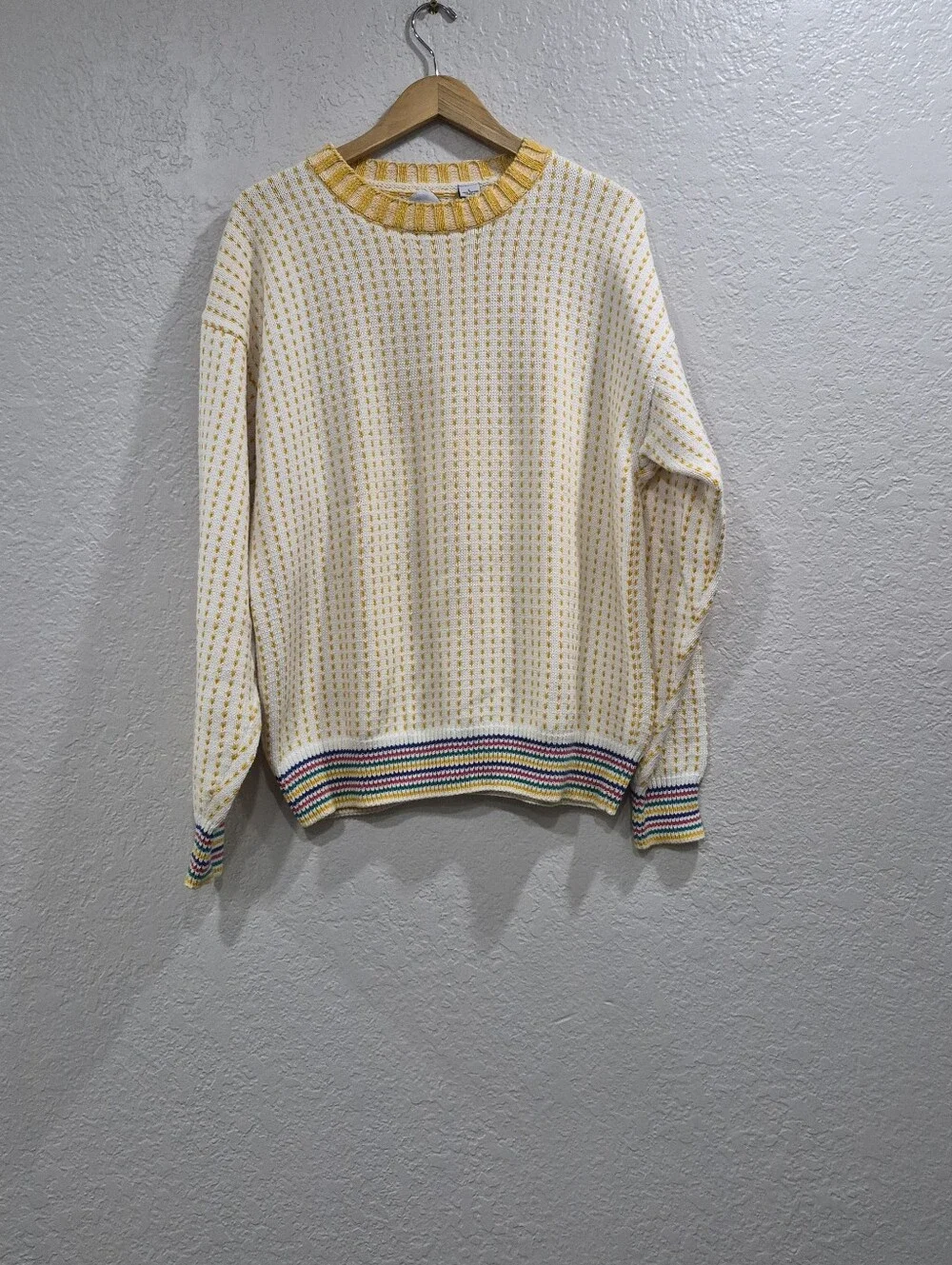 VINTAGE London Fog Cream Yellow Striped Trim Knit Sweater Mens Size L Golf Retro